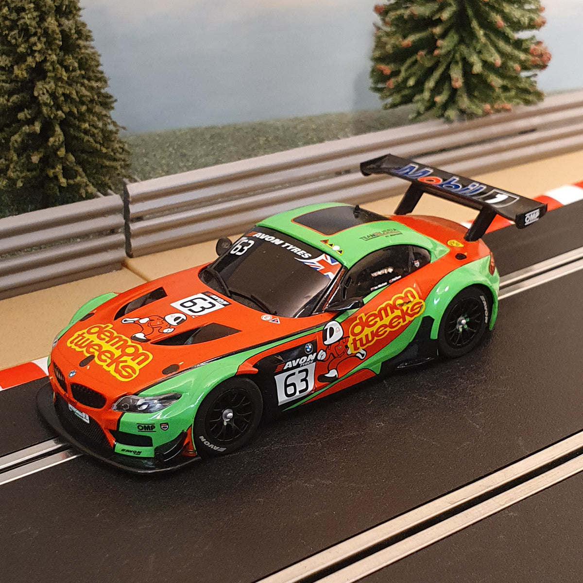 Scalextric bmw cheap z4 gt3