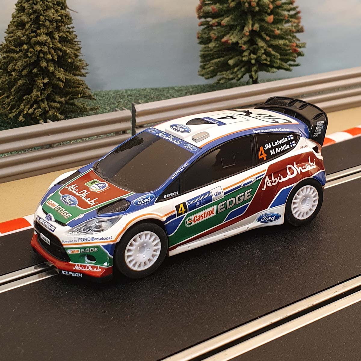 Ford fiesta wrc scalextric online