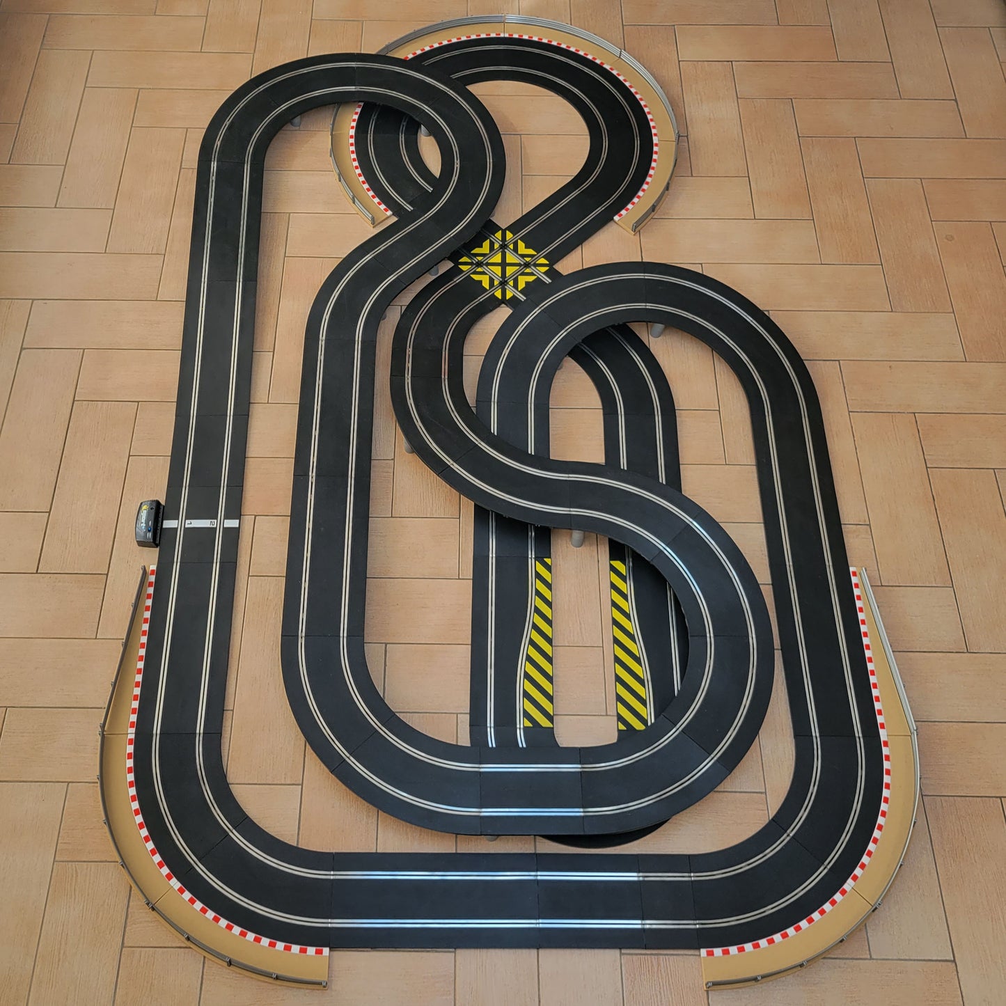 Juego de pistas Scalextric Sport 1:32 - Diseño enorme SPORT AS5 