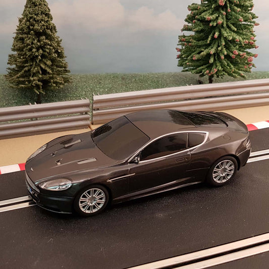 Coche Scalextric 1:32 - Gris Oscuro Aston Martin DBS James Bond #C