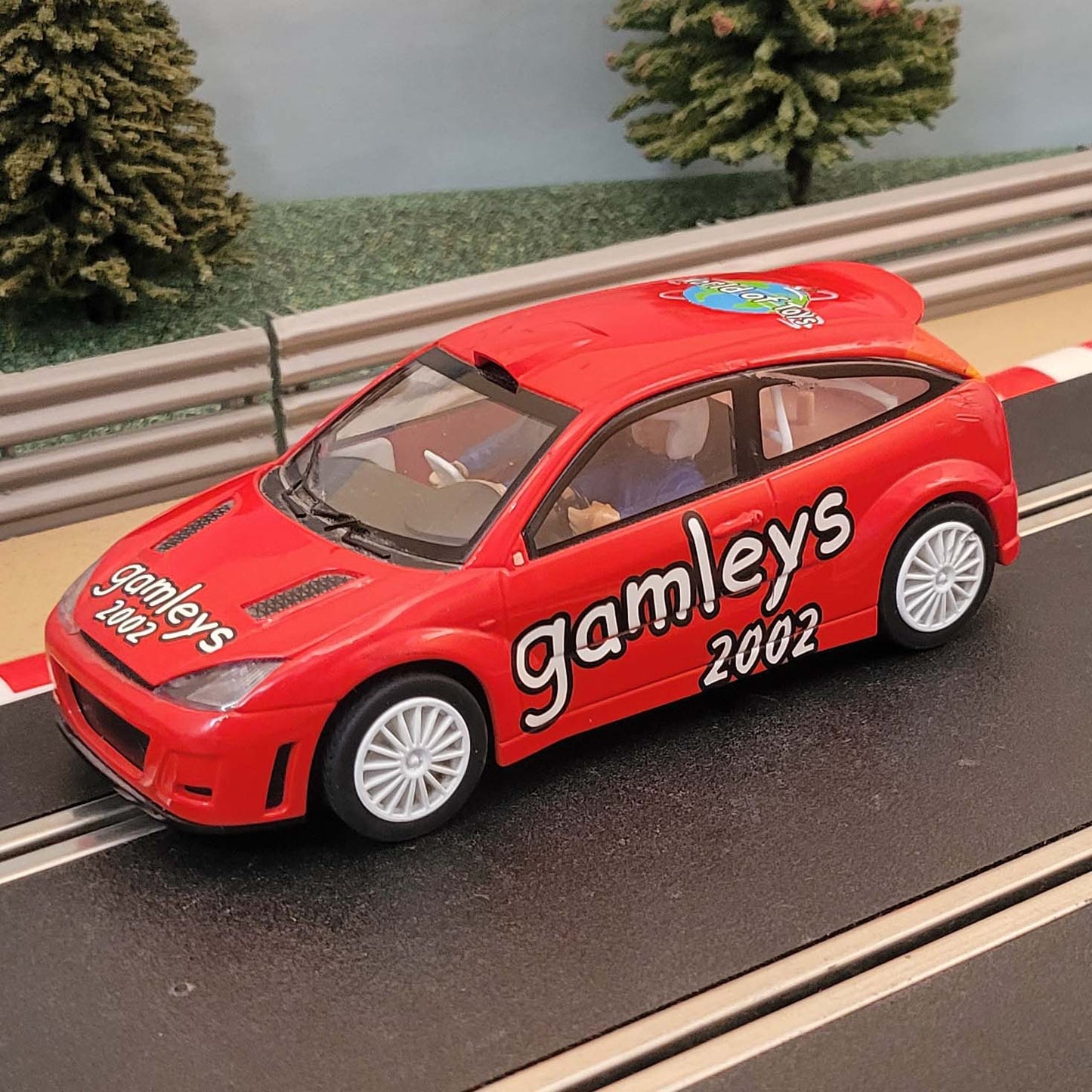 Scalextric 1:32 Car - C2471A Red Ford Focus Rally WRC Gamleys 2002