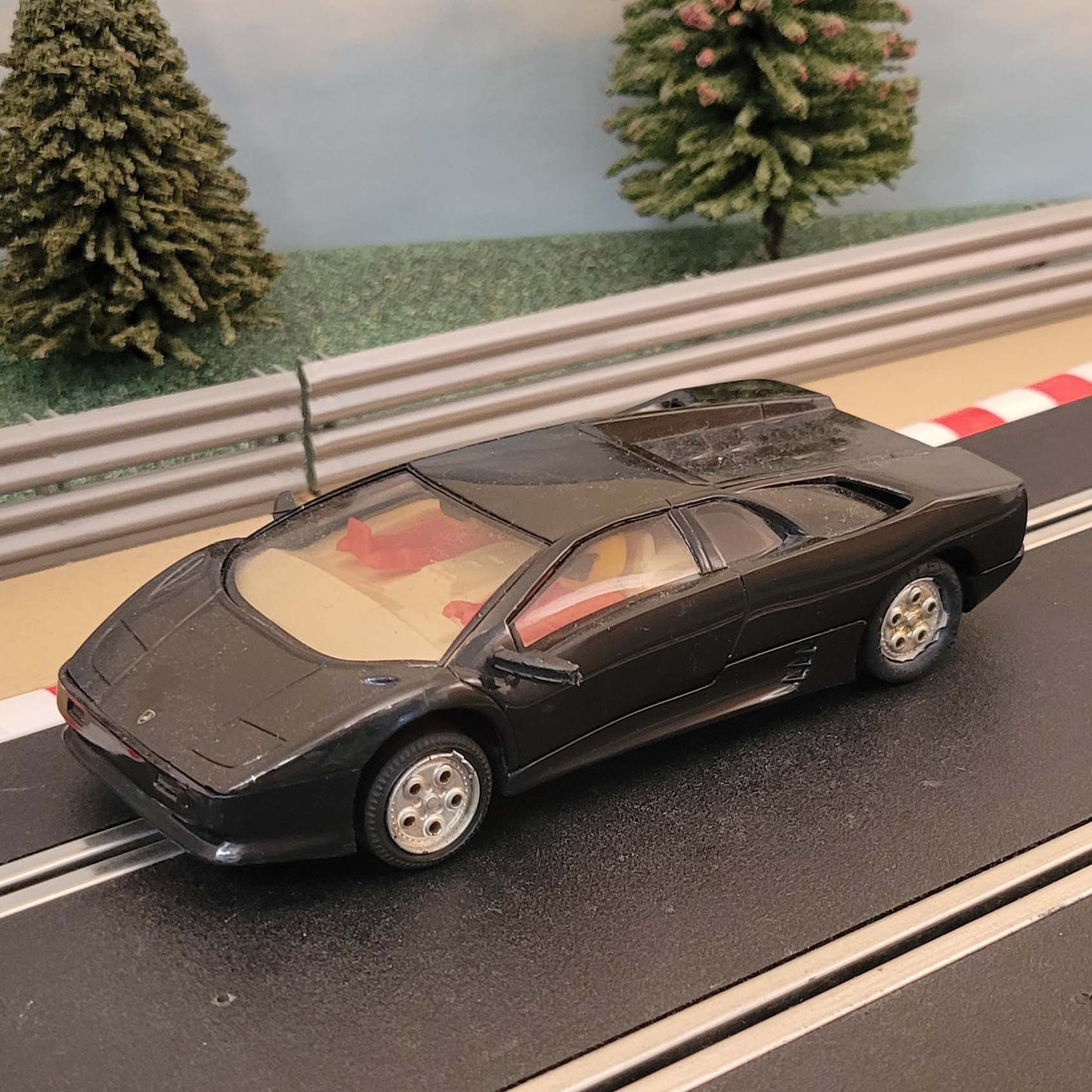 Scalextric 1:32 Car - C283 Black Lamborghini Diablo *LIGHTS*#A