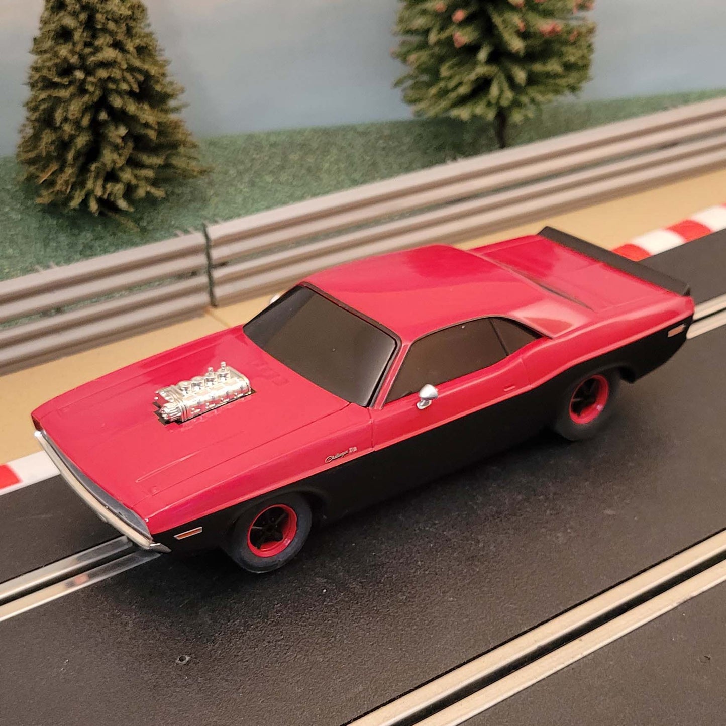 Scalextric 1:32 Car - Red & Black Dodge Challenger *LIGHTS* #N