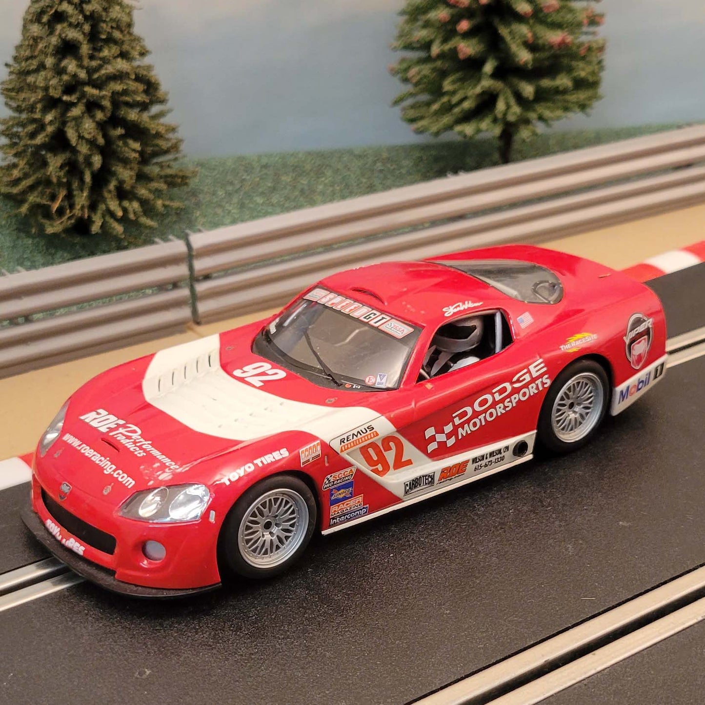 Coche Digital Scalextric 1:32 - C2691D Rojo Dodge Viper #92 *LUCES* #Q