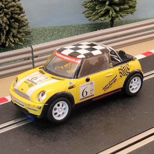 Coche Scalextric 1:32 - C2485A Amarillo BMW Mini Cooper Cuadros *LUCES* #6 #J