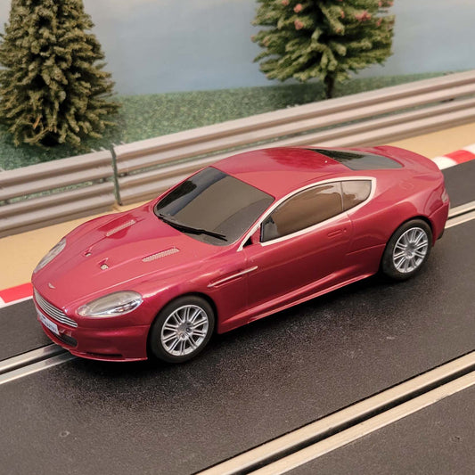 Coche Scalextric 1:32 - Rojo Borgoña Aston Martin DBS #M