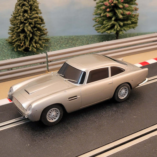 Scalextric 1:32 Car - James Bond 007 Aston Martin DB5 #JK