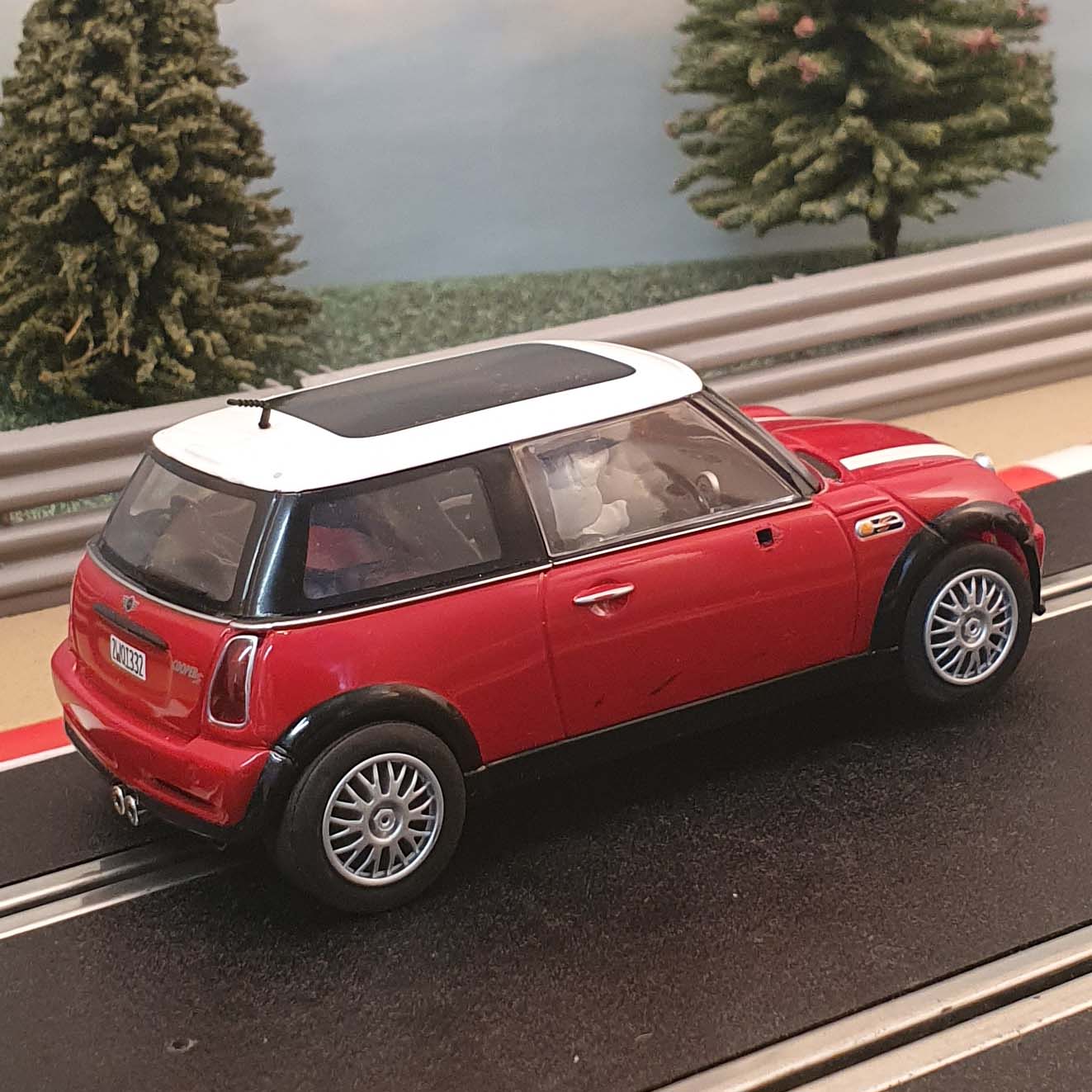 Scalextric 1:32 Car - C2538A Italian Job - Red BMW Mini Cooper *LIGHTS* #Z