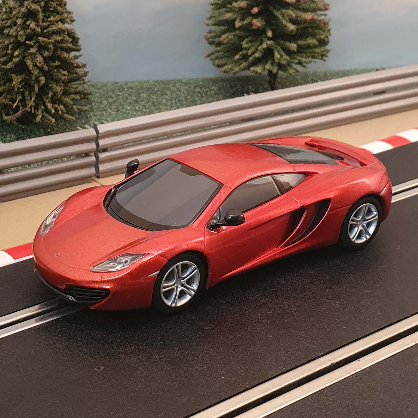 Coche Scalextric 1:32 - C3253 Rojo Metálico McLaren MP4-12C #C