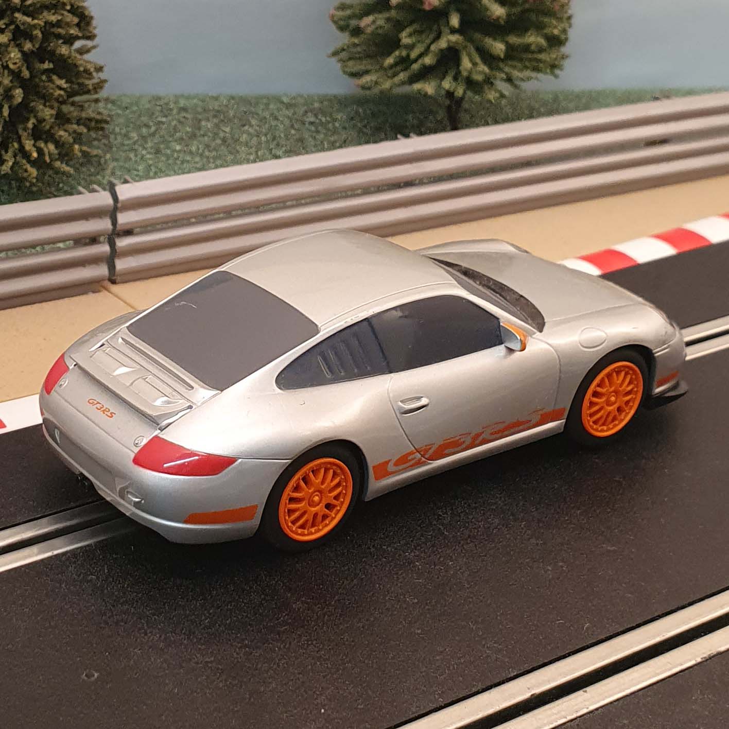 Coche Scalextric 1:32 - C3021 Plata Porsche 997 GT3RS #M