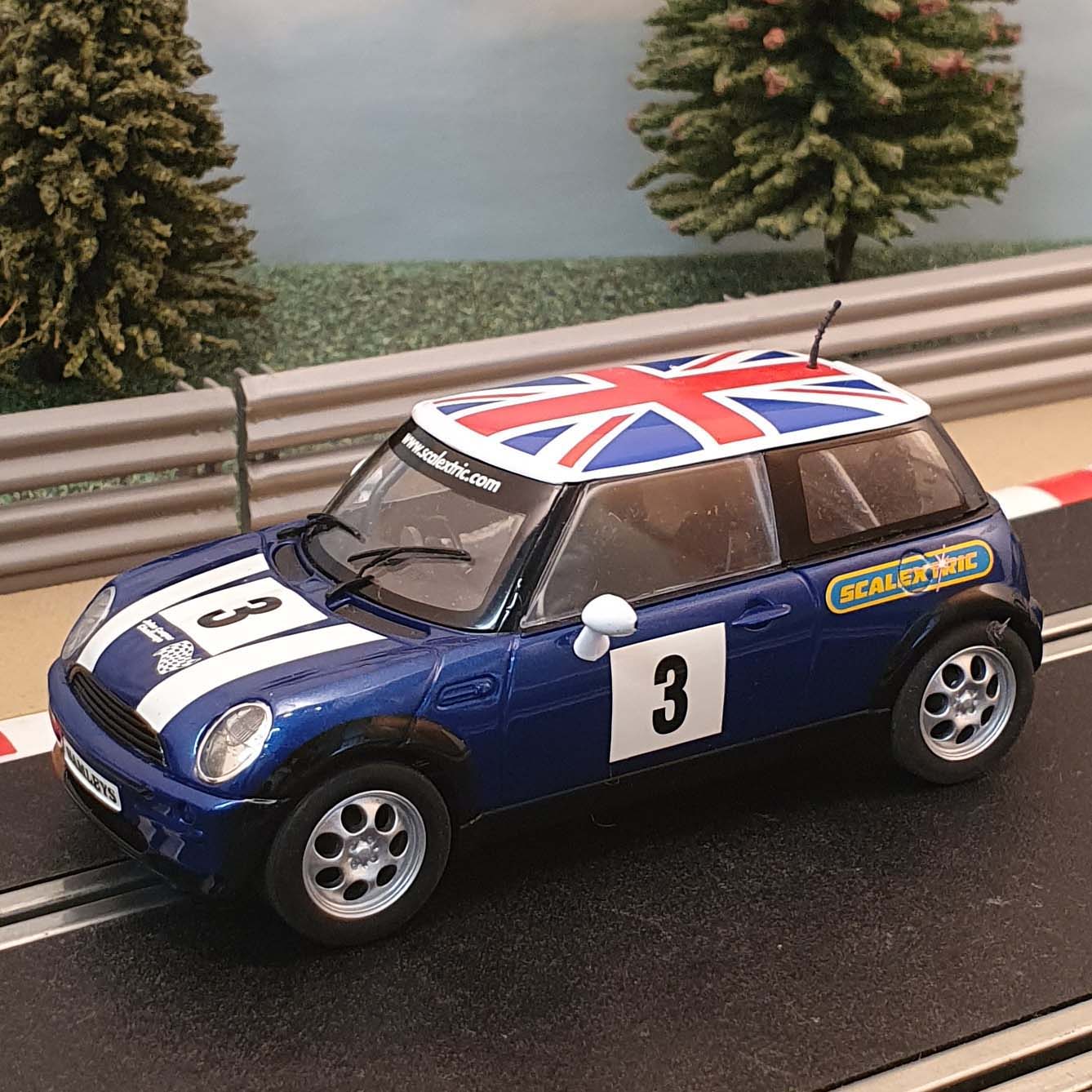 Coche Scalextric 1:32 - BMW Mini "John Cooper Challenge" #2