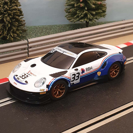 Scalextric 1:32 Car - Porsche 911 GT3 *LIGHTS* #33 #MS