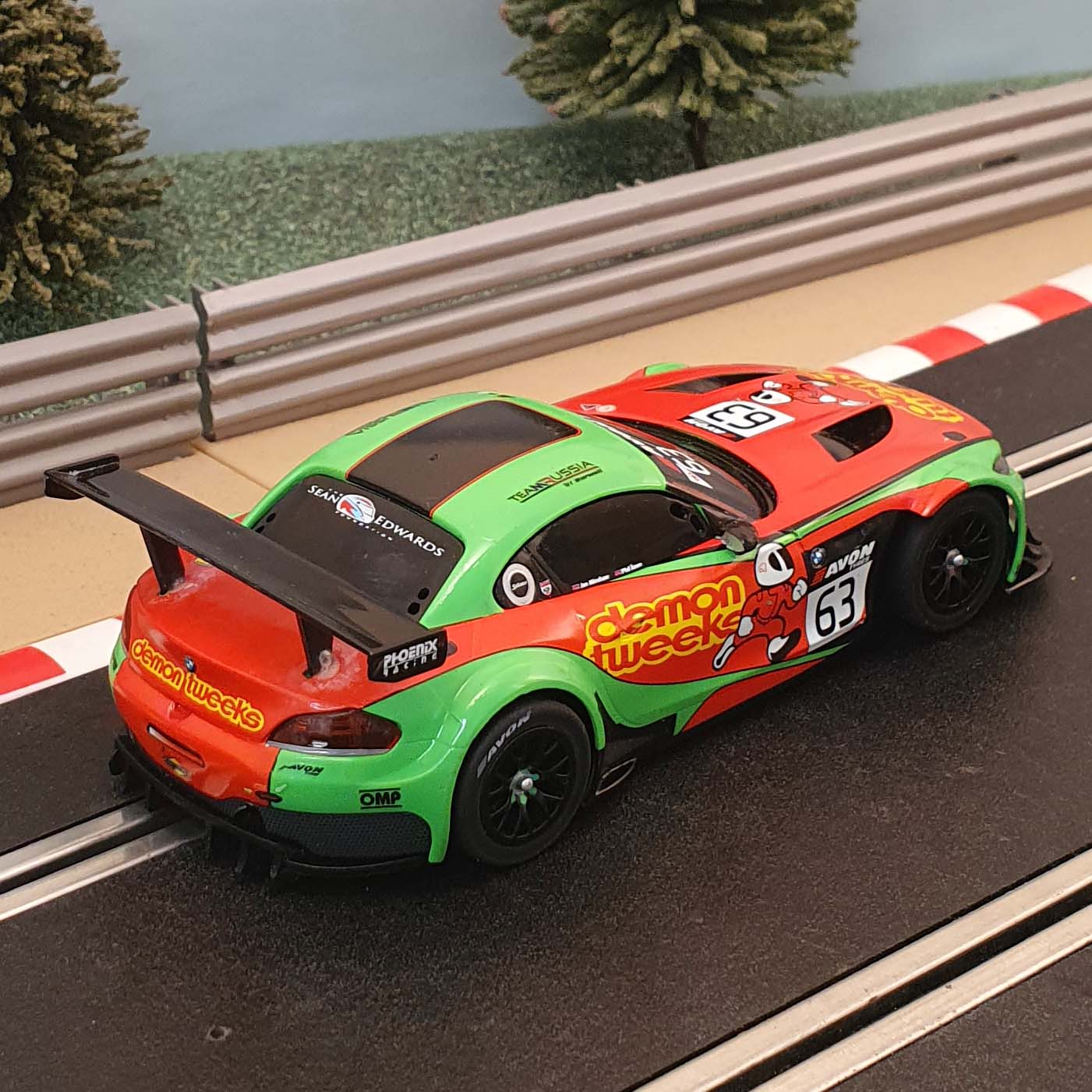 Scalextric 1:32 Car - BMW Z4 GT3 Demon Tweeks #63 *LIGHTS* #Q