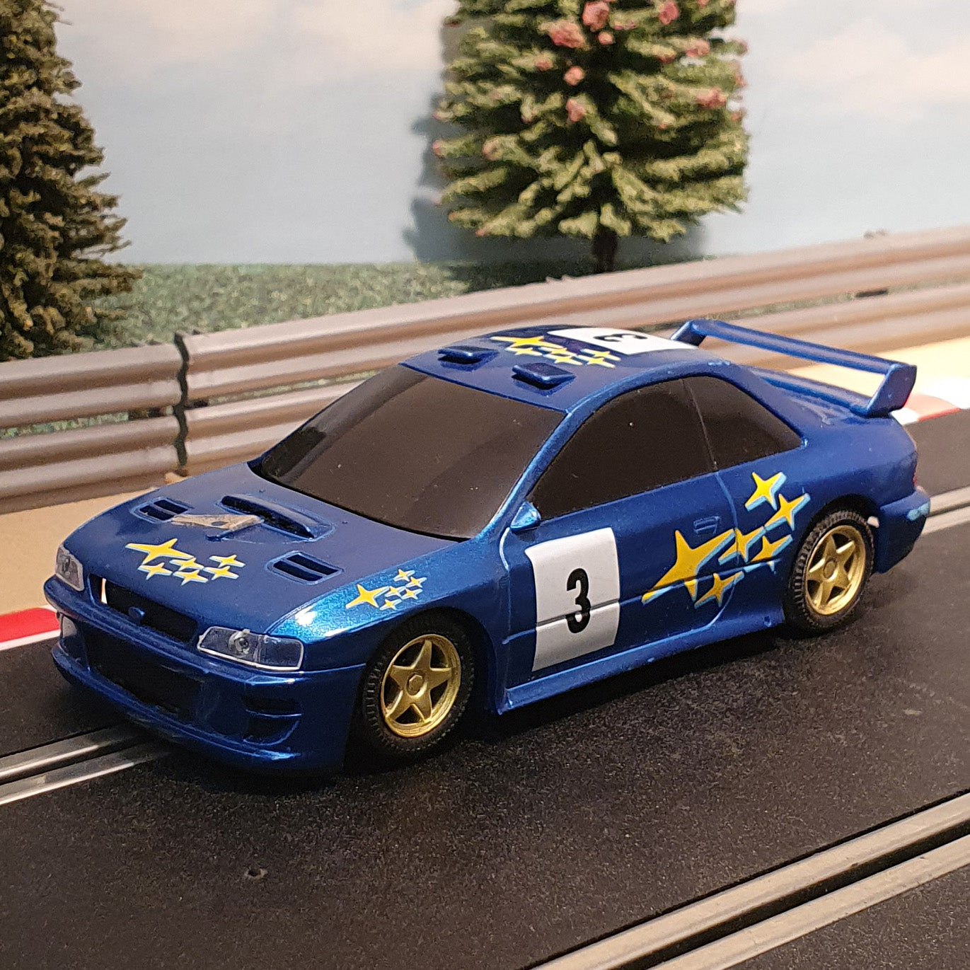 Coche Scalextric 1:32 - C2235 Azul Subaru Impreza WRC Network Q McRae Grist #3 #AX