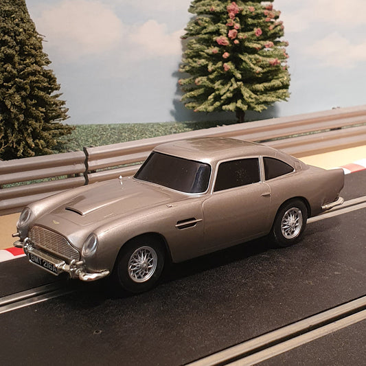 Scalextric 1:32 Car - James Bond 007 Aston Martin DB5 #MWHX