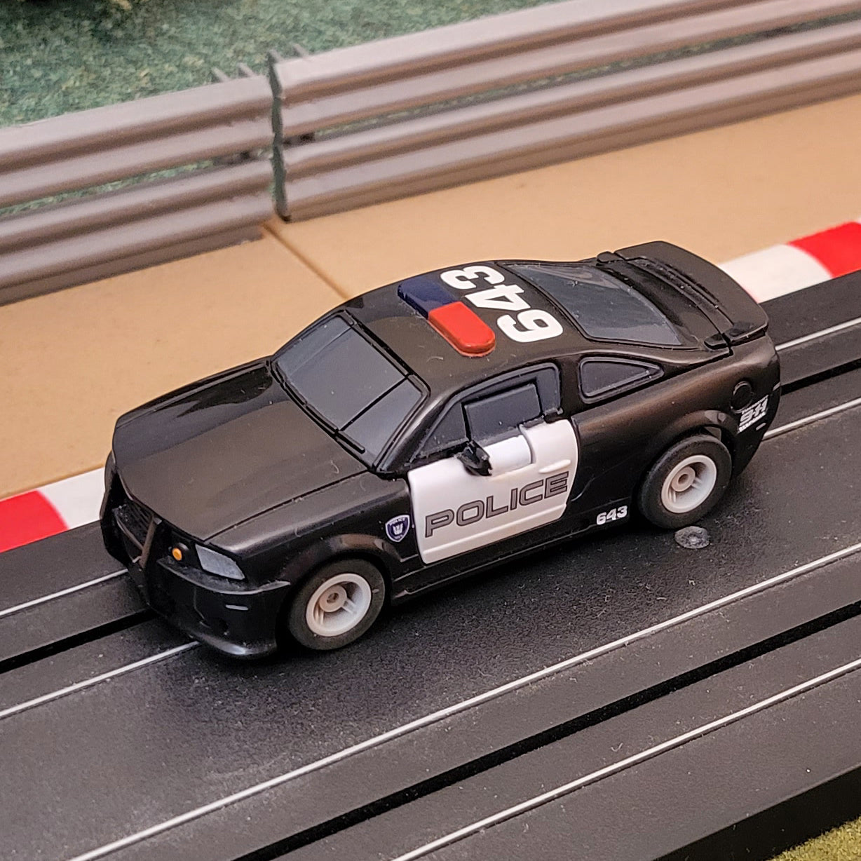 Micro Scalextric 1:64 Car - Transformers Barricade Police