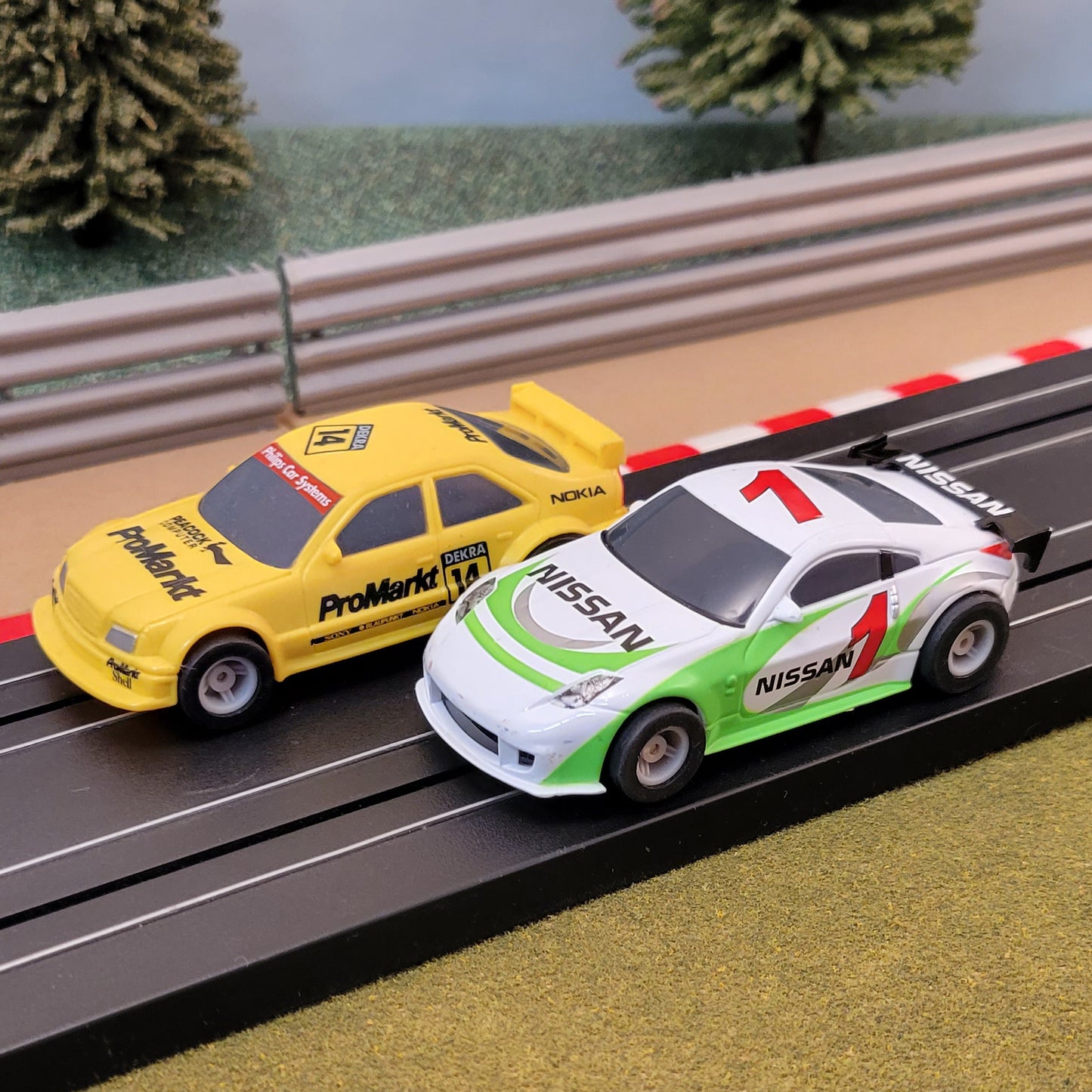 Micro Scalextric Pair 1:64 Cars - Yellow Mercedes Benz & White Nissan 350Z