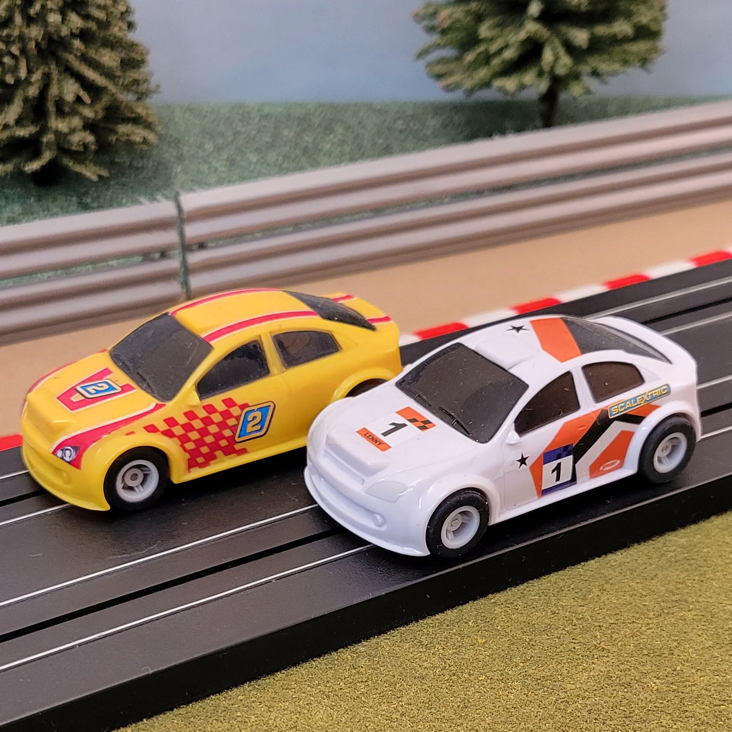 Micro Scalextric Pair 1:64 Cars - Rally Yellow #2 & White #1