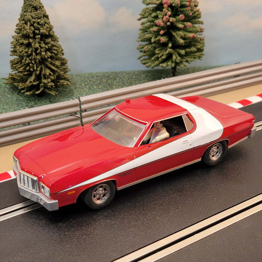 Scalextric 1:32 Car - C2553 Ford Gran Torino 1976 Starsky & Hutch *LIGHTS* #Q