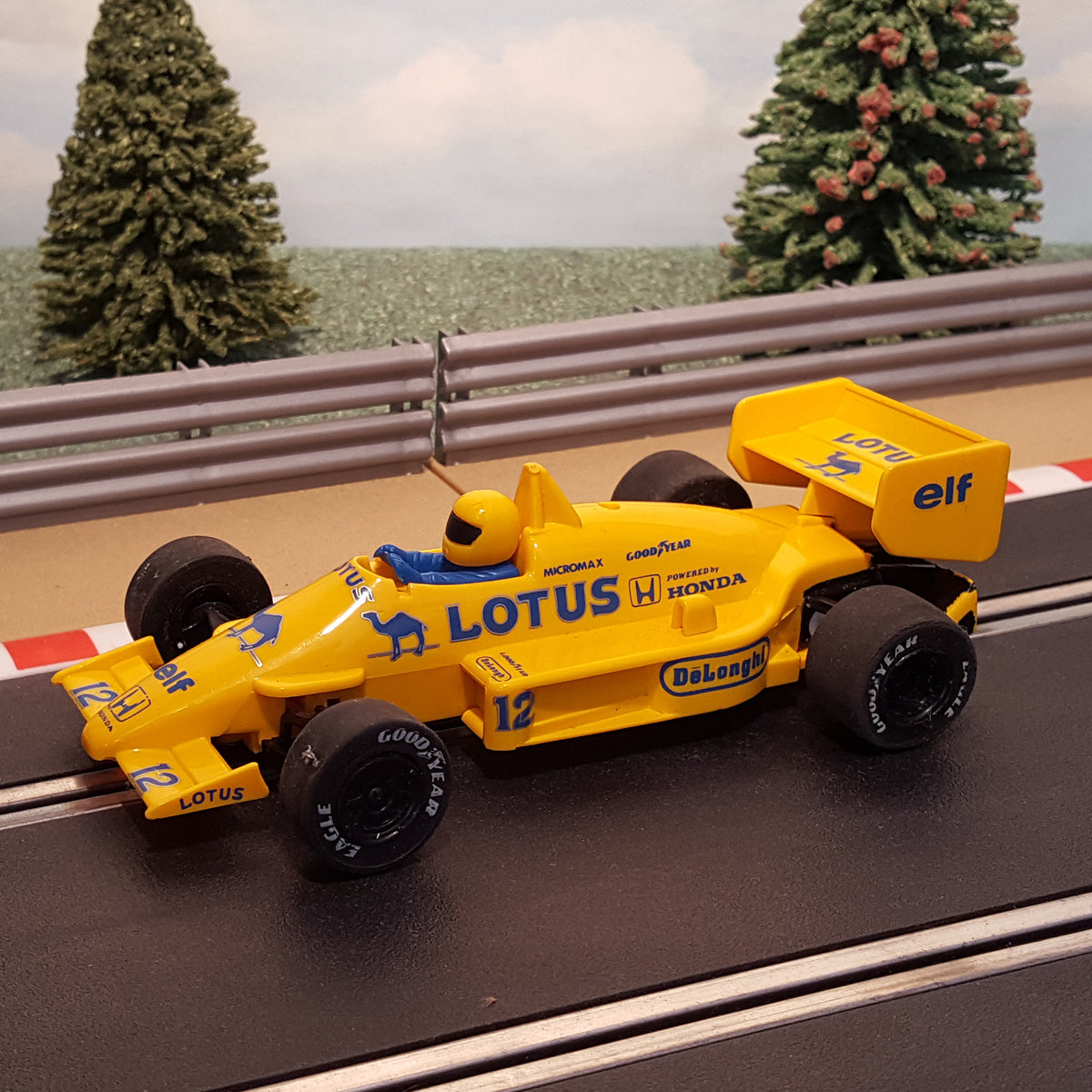 Scalextric 1:32 Car - C434 Yellow F1 Lotus Camel Elf - Ayrton Senna #12