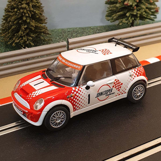 Coche Scalextric 1:32 - BMW Mini "John Cooper Challenge" #1