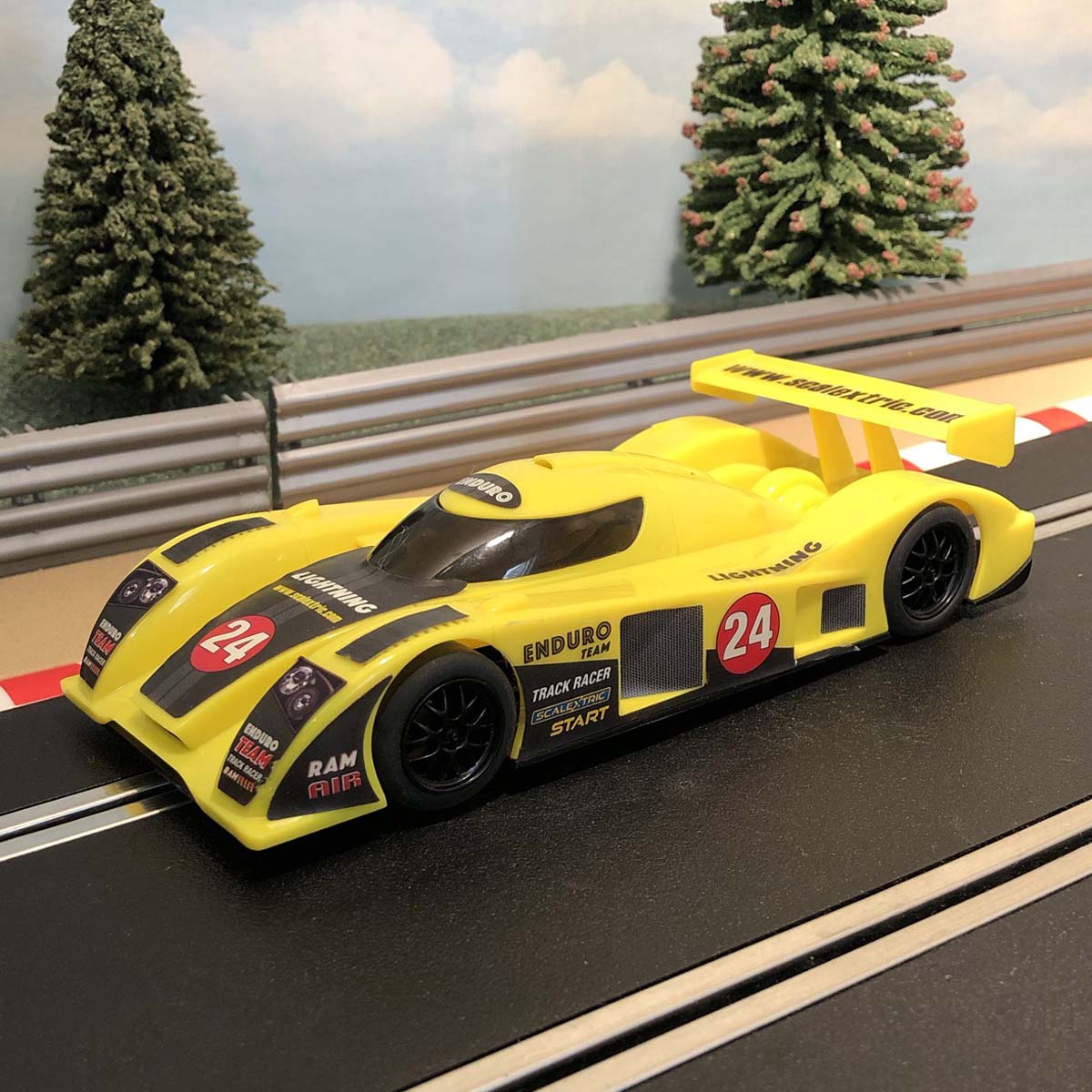 Scalextric 1:32 Start Car - Yellow Le Mans Prototype #24 #J