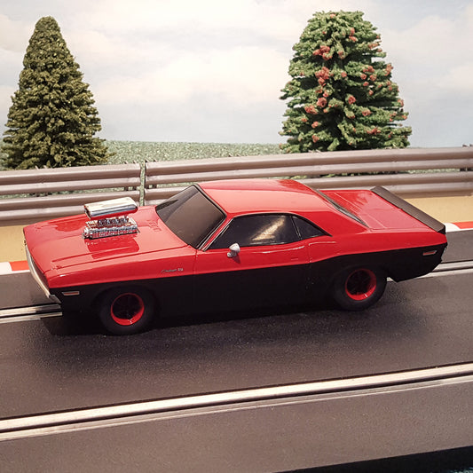 Scalextric 1:32 Car - Red & Black Dodge Challenger *LIGHTS* #E