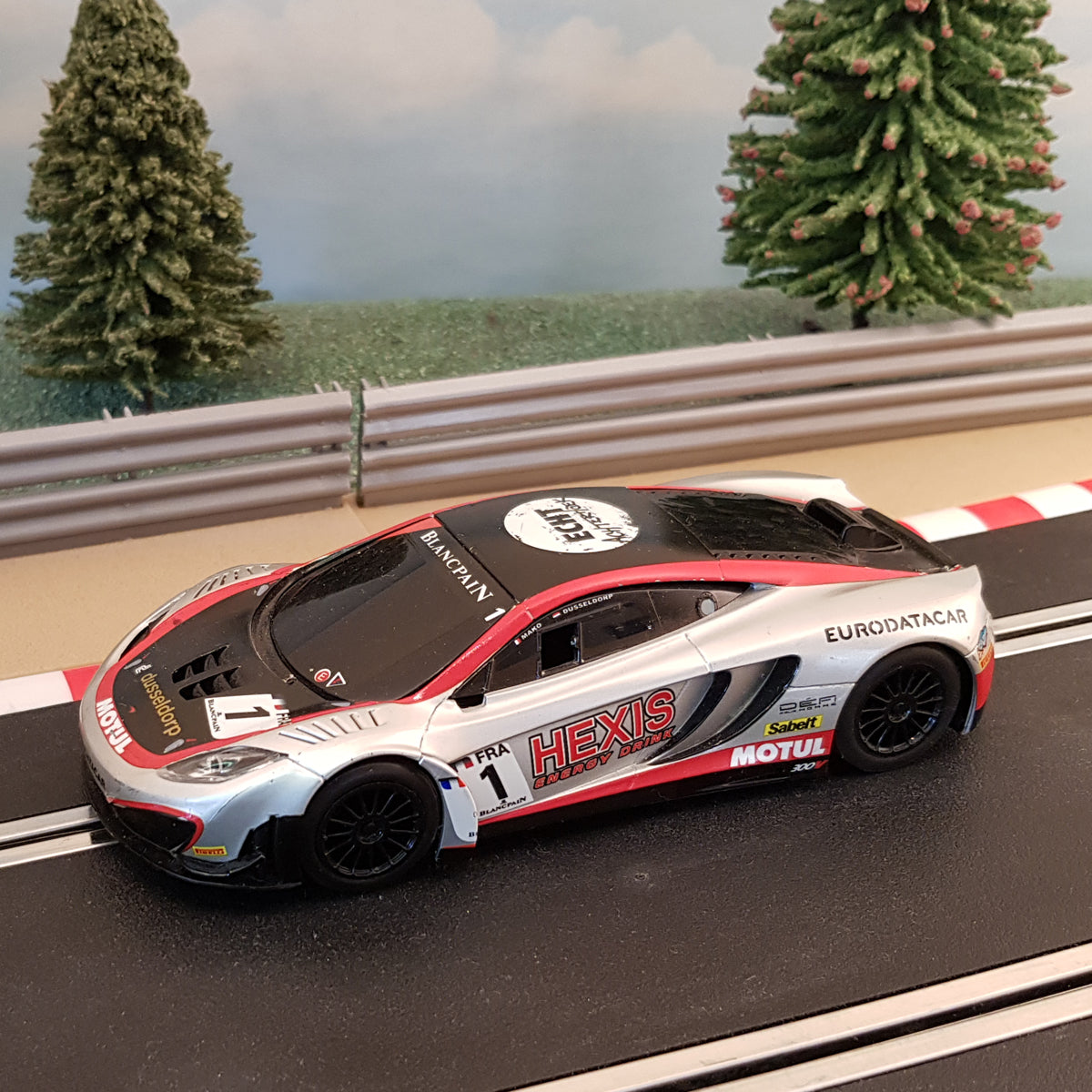 Scalextric 1:32 Car - C3382 McLaren MP4-12C GT3 HEXIS #1 #MWS